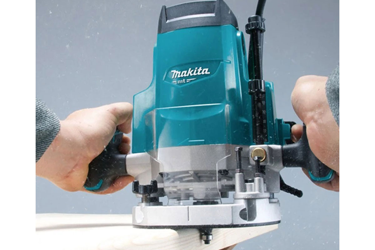 Máy phay 1/2" Makita M3600B