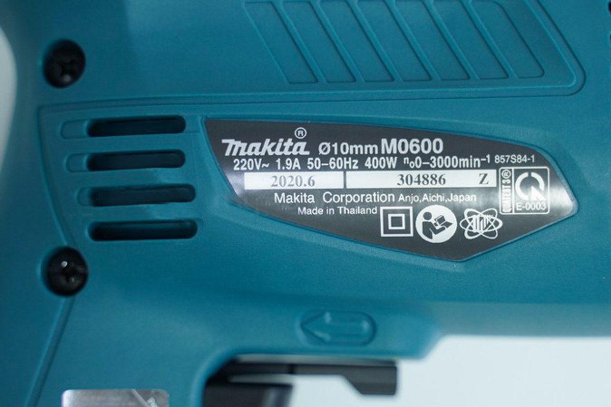 Máy khoan sắt 10mm Makita M0600B