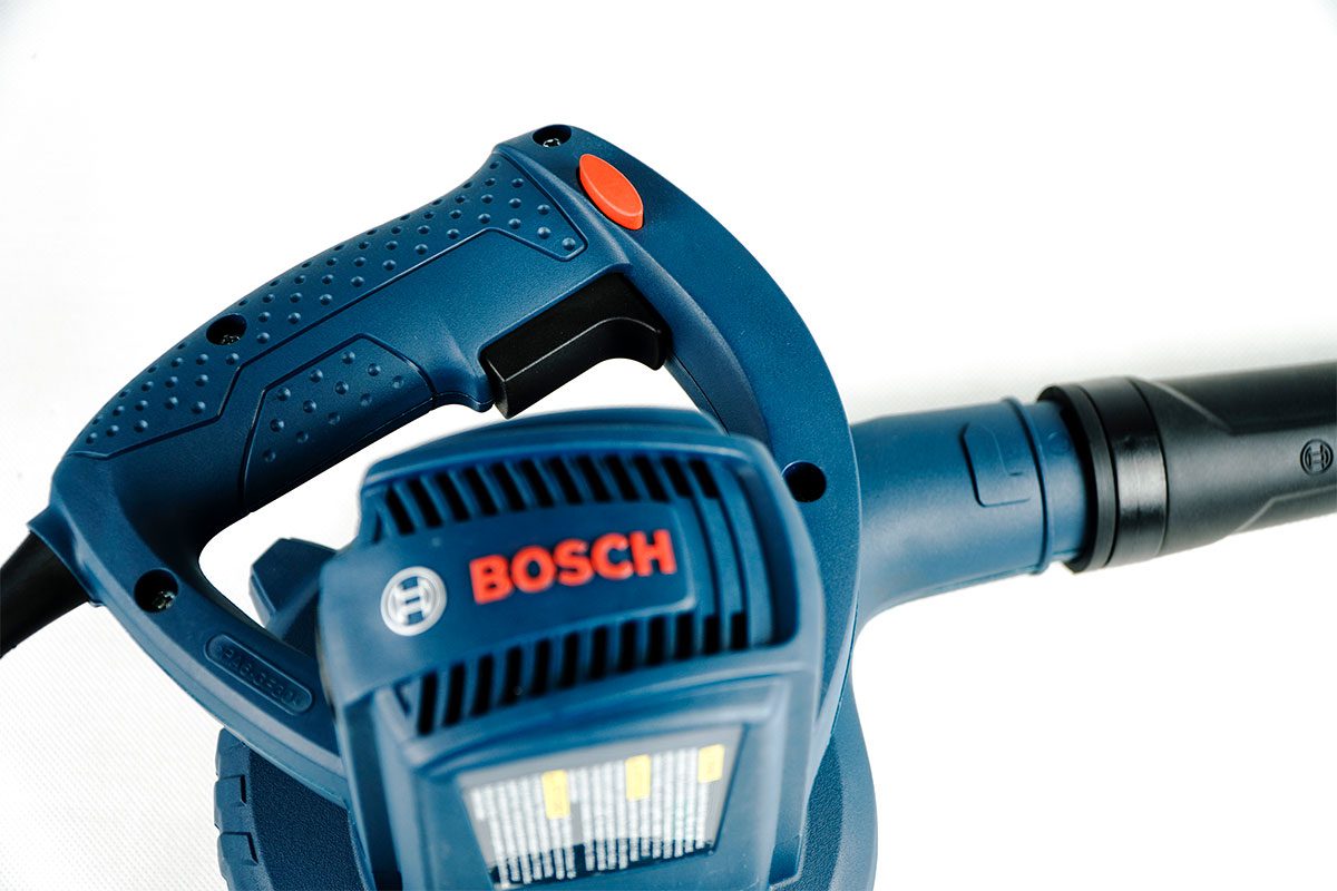 Máy thổi lò Bosch GBL 620