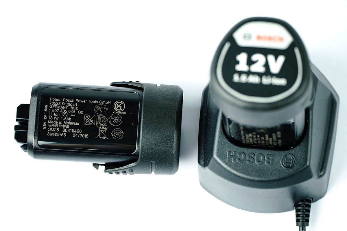 Máy khoan vặn vít pin 12V Bosch GSR 120-LI