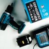 Máy khoan vặn vít pin 18V Makita DDF453SFX7