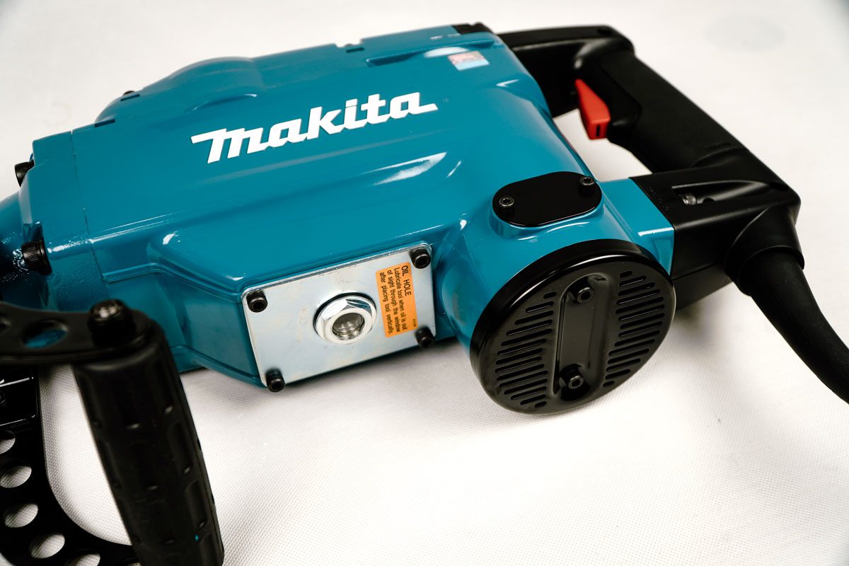 Máy đục bê tông 30mm Makita HM1306