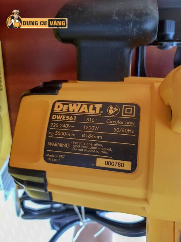 Máy Cưa Gỗ Dewalt Dwe561 có tính ứng dụng cao