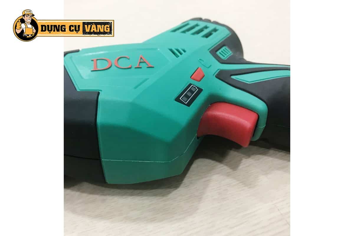 Máy Cưa Kiếm Lưỡi Cong Pin 12v Dca Adjf15 Chính Hãng